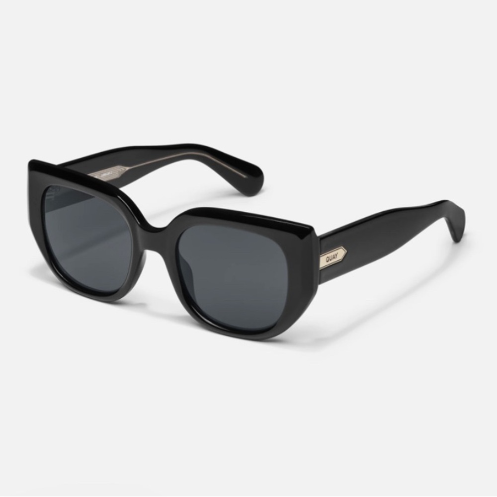 Quay Australia “Busy Busy” Sunglasses